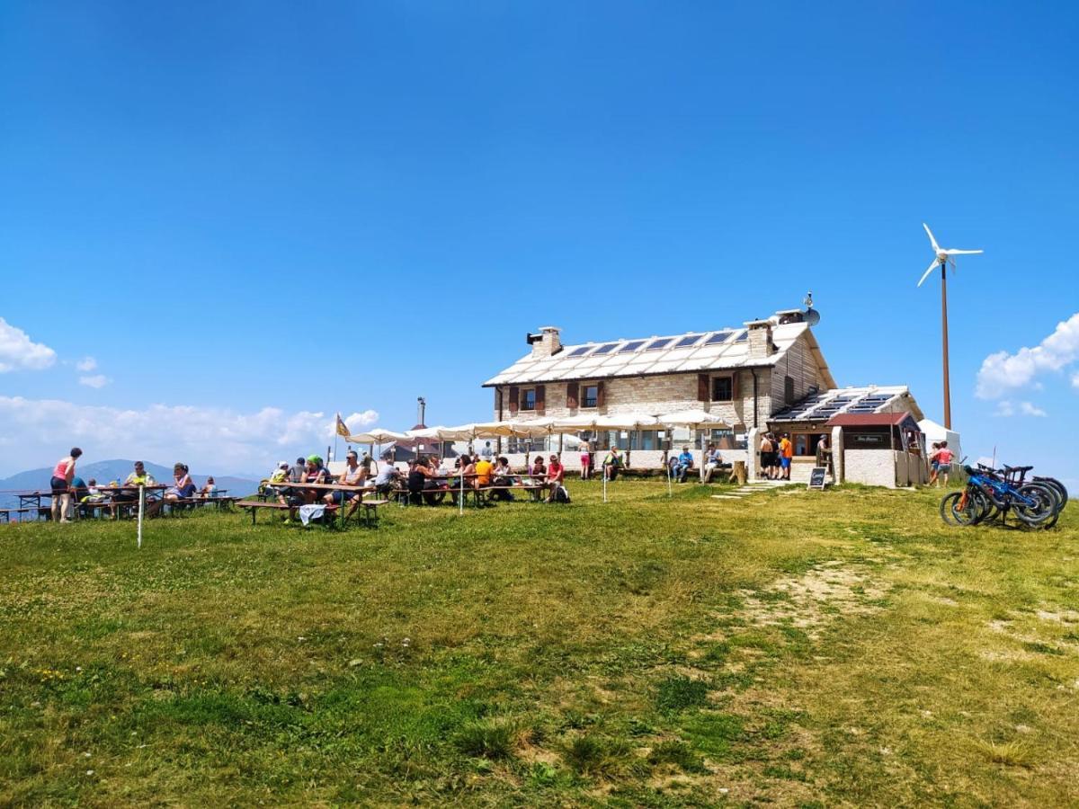 Il Glicine Rosa Hotel Parona di Valpolicella ภายนอก รูปภาพ
